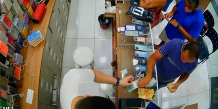 Comerciante é vítima de falsário e alerta para o “Golpe do Troco”