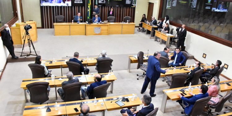 Eleições 2022: deputados estaduais do RN definem partidos para o pleito de outubro