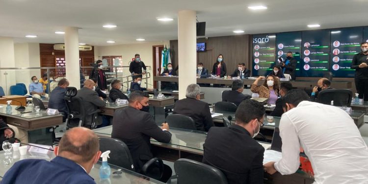 Projeto de aumento do piso salarial dos professores de Mossoró gera polêmica na Câmara de Vereadores