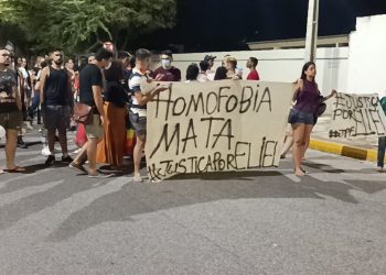 Ato público pede justiça por Eliel