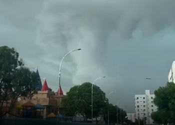 Em Apodi, chuvas registram ruas alagadas, trovoada assusta em Mossoró e matadouro é atingido por raio, Caraúbas