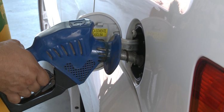 Diferença de preço de gasolina em Mossoró chega a R$ 0,21 entre postos