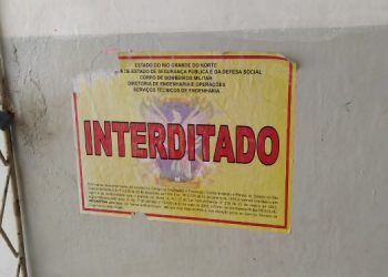 Escola tem cinco salas interditadas em Mossoró