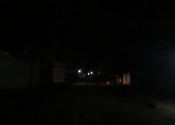 Moradores do bairro Vingt Rosado reclamam da falta de iluminação