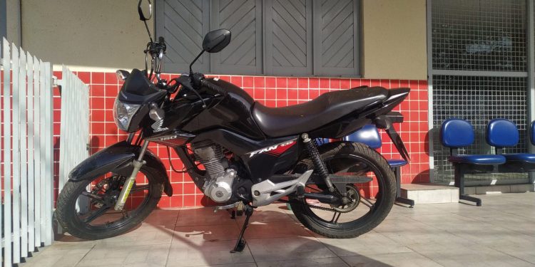 PM recupera moto tomada em assalto na manhã de hoje