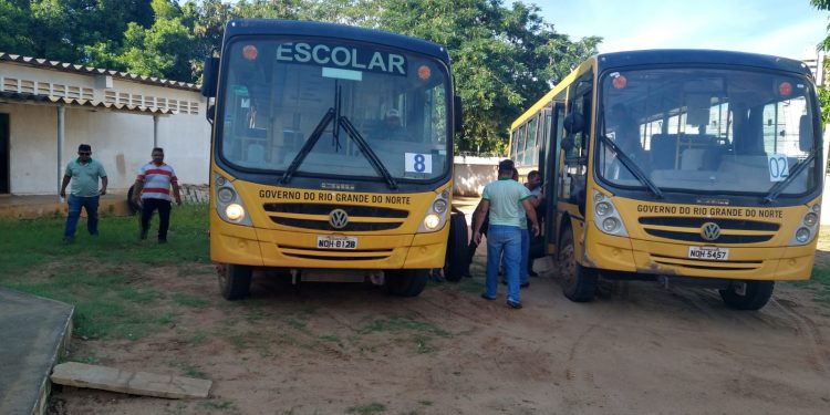 Ônibus da rede estadual só atenderão estudantes de dois bairros de Mossoró/RN