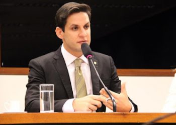 Presidente do PSB garante que candidatura de Rafael Motta é para o Senado