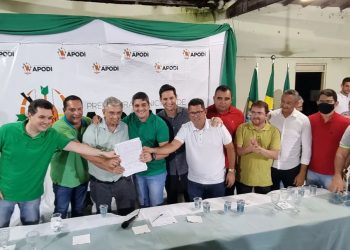 Visita de Walter e Ezequiel a Apodi demonstra alianças entrelaçadas