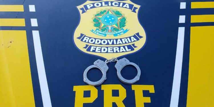 PRF prende procurado por inadimplência de pensão alimentícia