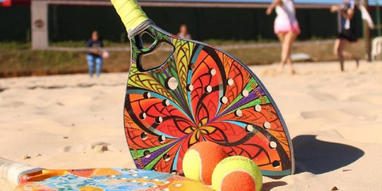 Competição de beach tennis atrai mais de 500 atletas em Mossoró