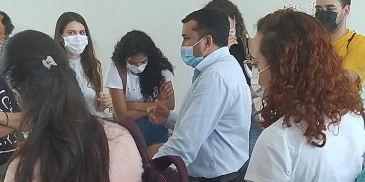 Estudantes da Ufersa de Pau dos Ferros cobram abertura de Restaurante Universitário