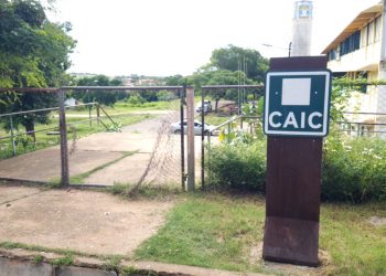 Pais reclamam de más condições em creche do Caic em Apodi