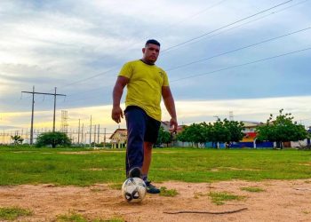 De Mossoró para as redes sociais: conheça o camisa de borracheiro