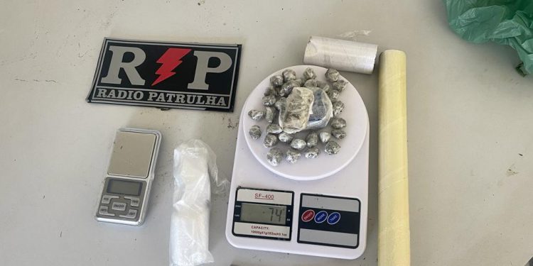 Preso por tráfico de drogas já era monitorado com tornozeleira eletrônica por roubo em Mossoró