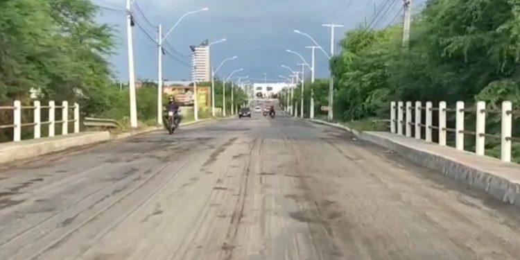 Contagem regressiva para a conclusão das obras na Avenida Leste-Oeste