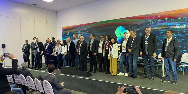 Diretora Executiva do Grupo TCM é eleita conselheira da Abrint