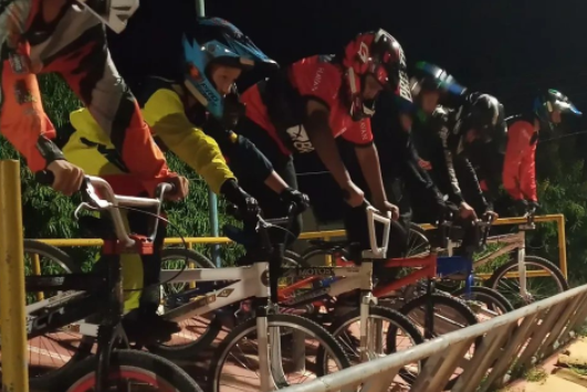 Federação de Bicicross lança calendário de competições 2022