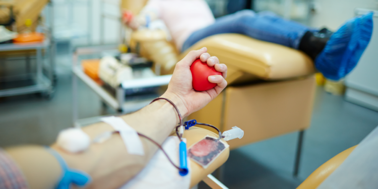 Volta das cirurgias eletivas aumenta número de doações de sangue no Hemocentro