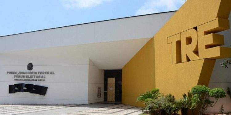 TRE-RN amplia horário de atendimento nos últimos dias para tirar título de eleitor