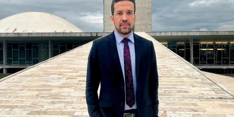 Presidenciável estará em Mossoró e concederá entrevista à Rede TCM de Rádios