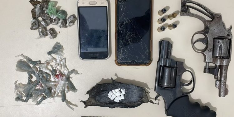 Polícia Civil prende suspeitos de homicídios ocorridos em Areia Branca