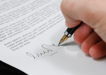 Brasileiros já podem reconhecer firma pela internet, no RN 10 cartórios atendem pelo sistema  