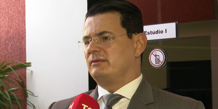 Ministério Público investiga uso de material de má qualidade em cirurgias no HRTM