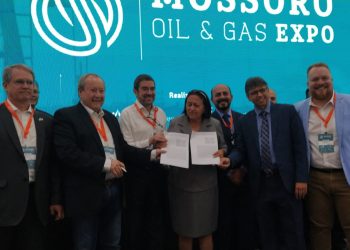 Mossoró Oil & Gás tem abertura com anúncio de investimentos para a cadeia do petróleo no RN