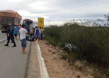 Ronda Policial: Sogra e nora morrem após capotamento de carro na BR 304; Homicídio é registrado em Areia Branca e mais