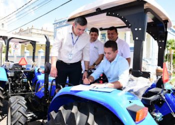 Allyson Bezerra compra briga de Rogério Marinho contra Carlos Eduardo; entenda