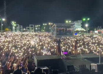 De arrepiar: Maiara e Maraísa prestam homenagem à Marília Mendonça