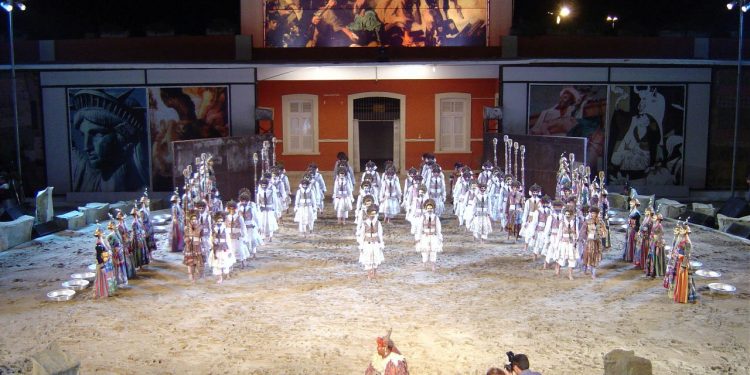 Ator é afastado do Auto da Liberdade após denúncias de assédio em Mossoró