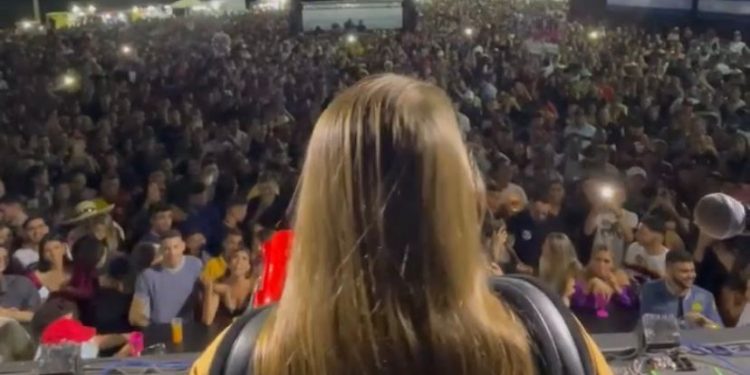 Luan Estilizado encerra festa de emancipação política de Upanema