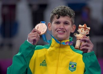 Atleta assuense é campeão sul-americano de Taekwondo