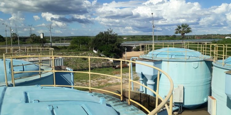 Parada programada em adutora afeta mais de 16 bairros em Mossoró