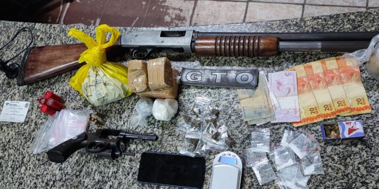 Ronda Policial: Menor infrator é apreendido; Dono de açaí é morto com um tiro na cabeça