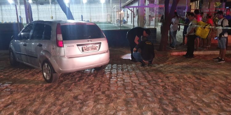 Homem morre e dois ficam feridos em atentado em campo Society em Mossoró