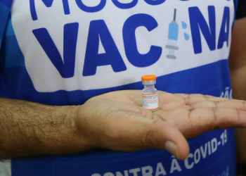 Mossoró dá início a vacinação da 5ª dose contra Covid em idosos acima de 60 anos