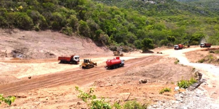 Obras da Estrada da Serra de João do Vale avançam em Jucurutú