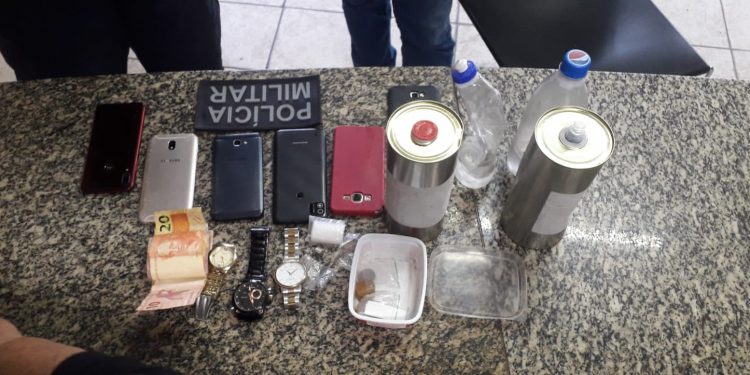 Polícia Militar prende suspeito de tráfico de drogas em Baraúna