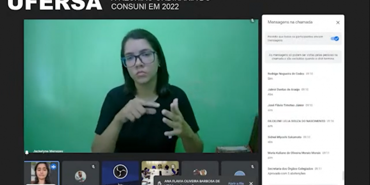 Reitora da Ufersa se irrita após aluna falar sobre plágio em tese de doutorado  