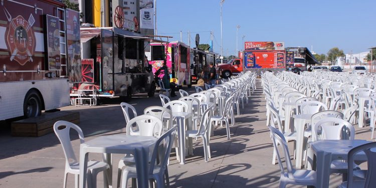 Donos de trailers reclamam de ponto de vendas em Tibau