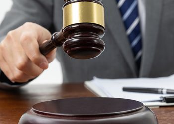 Diretora de escola de Mossoró é condenada a pagar danos morais a aluno constrangido em festa à fantasia