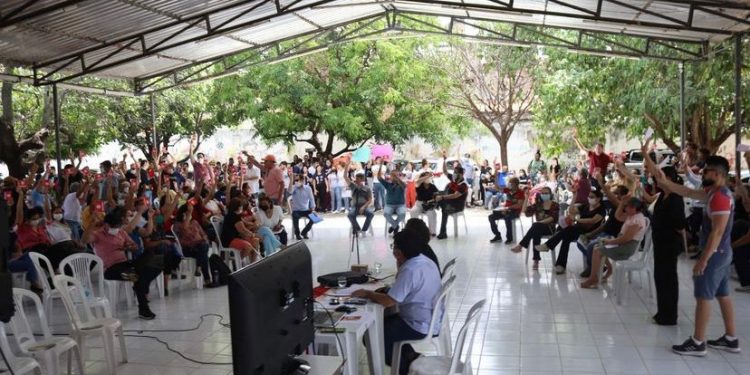 Professores da UERN rejeitam indicativo de greve
