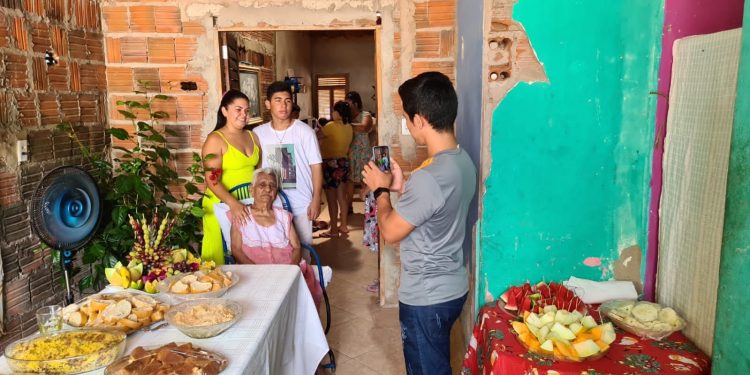 Mossoroense que viu lampião chegar na cidade comemora 112 anos de vida