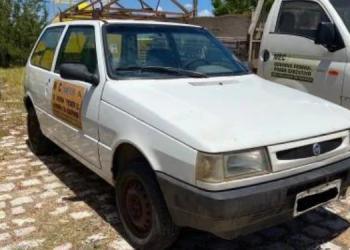 Ufersa realiza leilão de veículos