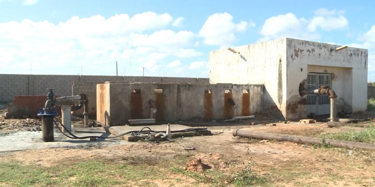 Abastecimento de água em Tibau deve ser retomado nesta terça (03)