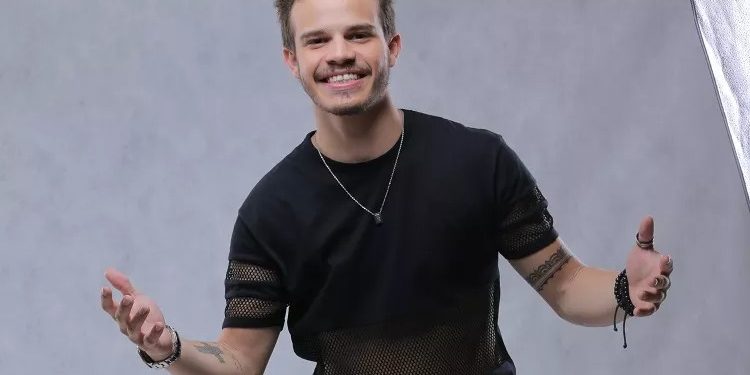 Matheus Fernandes é terceira atração do Carnaval de Apodi 2023