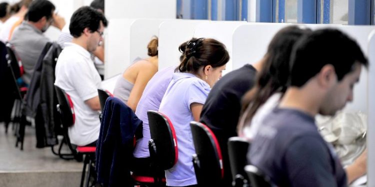 Prefeitura de Pau do Ferros abre processo seletivo para secretaria de educação