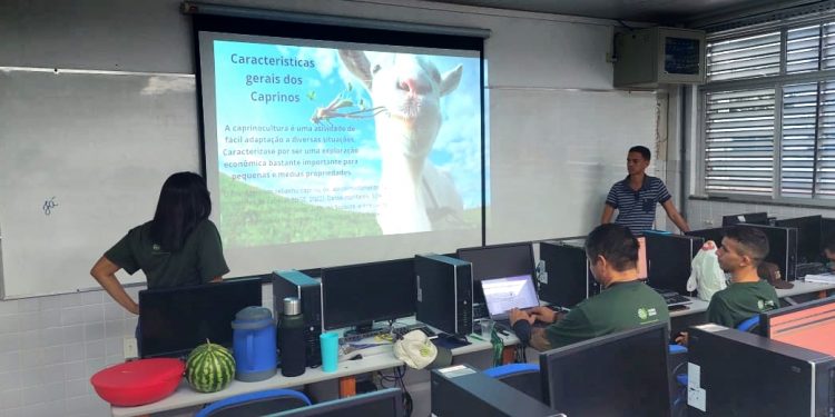 Inscrições do curso técnico em Agronegócio seguem abertas até o dia 19 de janeiro